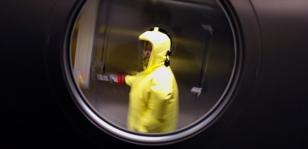 Das 'Supervirus' darf zurück BSL-4-Labor - ganz so hoch muss die Sicherheitsstufe für die Influenza-Reassortanten nicht sein. Es reicht eine Nummer kleiner.