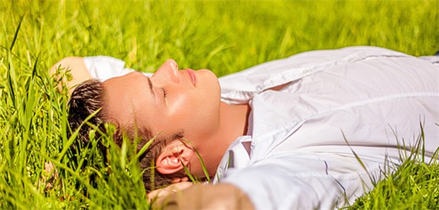 UV-Schutz in Deutschland häufig unzureichend Bad in der Sonne: Männer sind hier offenbar oft zu sorglos hinsichtlich des UV-Schutzes.
