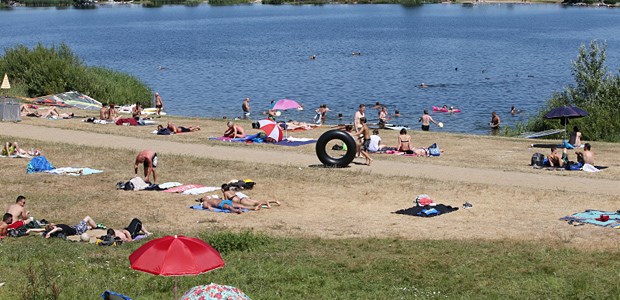 ADAC warnt vor Keimen in Badeseen Badesee im Norden: Keimfrei?