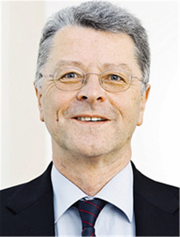 Barmer GEK: "Ärzte sollten die Beurteilungen als Teil des Wettbewerbs begreifen " Barmer GEK-Vorstand Dr. Rolf Ulrich Schlenker. "Die Ärzte können ja auch empfohlen werden."