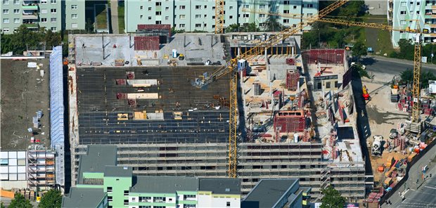 AOK und Kliniken kämpfen gemeinsam gegen Lagerdenken Erweiterungs- Neubau am Klinikgelände des „Vivantes Klinikums Neukölln“ im August 2021