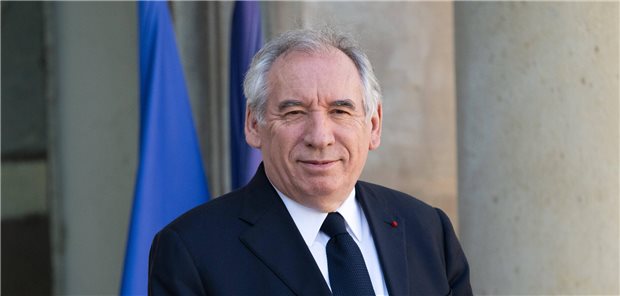 Befürworter der Sterbehilfe sehen in den Vorschlägen des streng katholischen französischen Premiers François Bayrou ein Manöver zu ihren ungunsten.