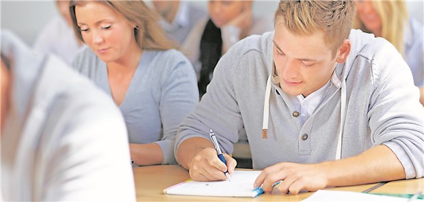 Einheitlicher Auswahltest – Die Zeit läuft Begehrter Medizinstudienplatz: Künftig soll ein Testverfahren für ein gerechteres Auswahlverfahren sorgen.
