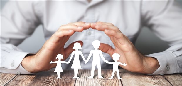 Behütete Familien: Für besseren Schutz vor SARS-CoV-2 werden neue Impfstoffe gebraucht.