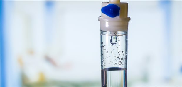 Bei Intubation sicherheitshalber auch immer ein i.v.-Flüssigkeitsbolus? Neue Studiendaten stellen dieses Procedere infrage.