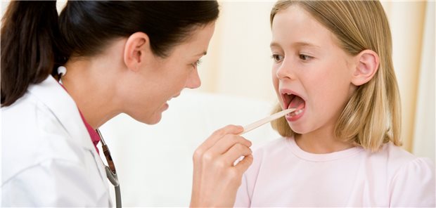 Bei Kindern mit Asthma und schlafbezogenen Atemstörungen lohnt es sich immer, auch die Tonsillen im Blick zu behalten.