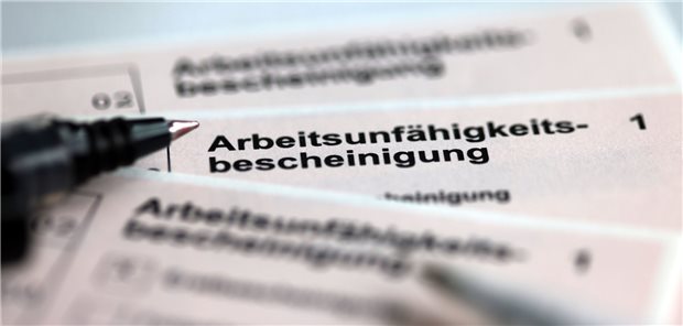 Corona-bedingte AU besonders häufig bei Erziehern und Praxispersonal Bei MFA lag die Corona-bedingte AU-Quote in Brandenburg von Januar bis Mai bei 13,2 Prozent (Anteil an allen AU).
