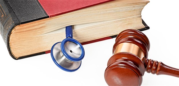 Vorwürfe, Klage und Gegenklage Bei dem juristischen Konflikt geht es um die Kritik an angeblichen Mängeln bei Diagnosen, Behandlung, Personalkapazität und Ausstattung.