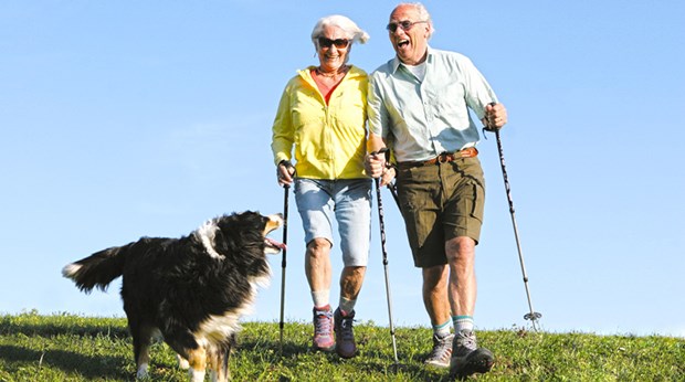 Bei den Dreien funktionieren die Gelenke: Bei Gicht sollte der Harnsäure-Spiegel konsequent abgesenkt werden.
