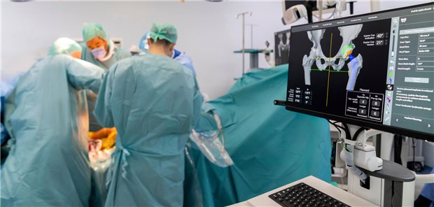 Hüftgelenk-Operationen: Mehr Routine, weniger Komplikationen Bei den Hüftgelenks-Implantationen aufgrund von Arthrose hat das WIdO in seiner Analyse eine Gesamt-Komplikationsrate von 5,7 Prozent ermittelt.