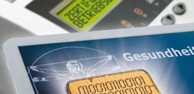Jetzt rollt der große Online-Test an Bei den Online-Tests soll alles in Sekundenschnelle gehen: Zielvorgabe für den Abgleich der Versichertenstammdaten auf der E-Card sind sieben Sekunden.