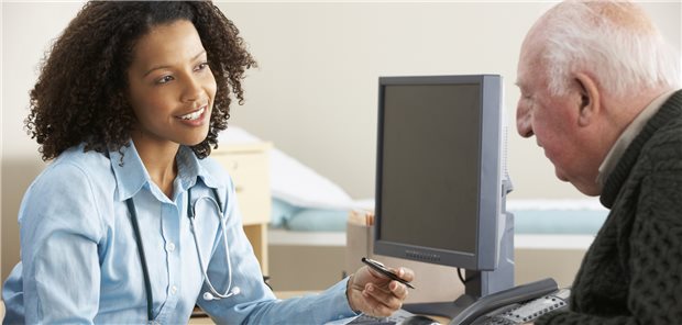 Bei den unter 40-Jährigen sind die Ärztinnen in den Praxen mittlerweile klar in der Überzahl.