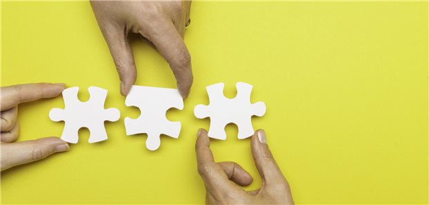 Bei der interdisziplinären multimodalen Schmerztherapie arbeiten Ärzte, Psychologen und Physio- und Ergotherapeuten zusammen nach einem gemeinsamen Konzept.