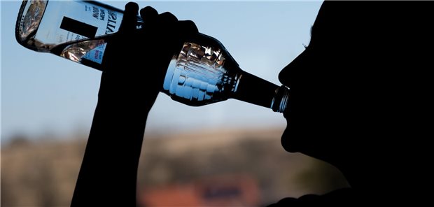 Frankfurter Drogenstudie: Weniger Alkohol und Cannabis bei Teenagern Bei der repräsentativen Studie „Monitoring-System Drogentrends“ gaben 46 Prozent der Jugendlichen an, sie hätten in den vergangenen 30 Tagen Alkohol getrunken.