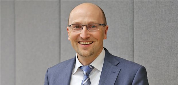 Ambulantisierung: Neue Klinikplanung muss parallel erfolgen Bei einem gestuften und überlegten Ausrollen der Ambulantisierung werden alle Beteiligten „gute Lernerfahrungen machen und keine Bauchlandung“: Winfried Plötze, Landesgeschäftsführer der Barmer in Baden-Württemberg.