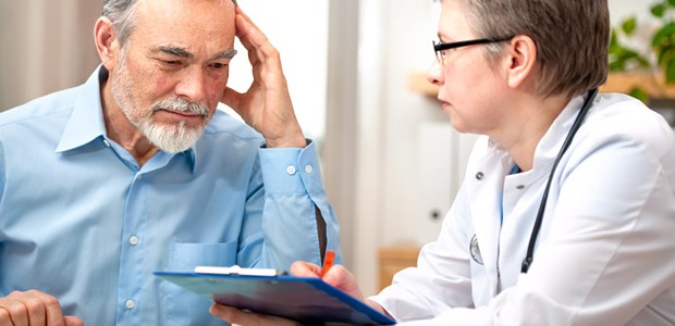 Vitamin E hochdosiert gegen Alzheimer? Bei leichter bis mittelschwerer Alzheimer-Demenz könnte Alpha-Tocopherol von Nutzen sein.