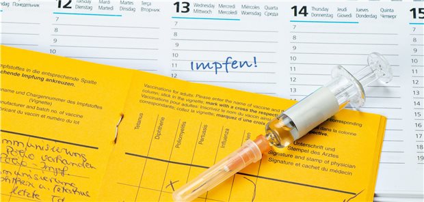 Beim Reisen und Impfen gibt es einiges zu beachten.