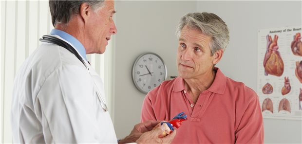 Beratung zur Herzgesundheit: COVID-19 in der Vorgeschichte erhöht nach einer aktuellen US-Studie immer das langfristige Risiko für Herzgefäß-Erkrankungen.