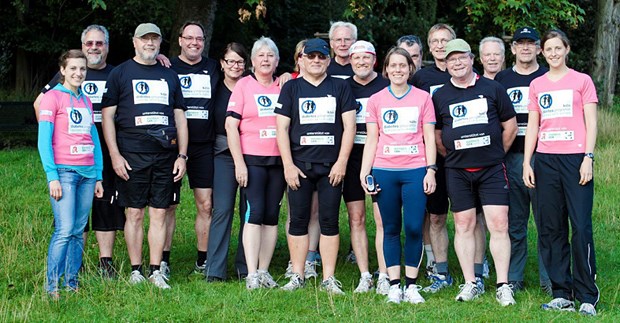 Diabetiker freuen sich auf Köln-Marathon Bereit für das Abenteuer Köln-Marathon: professionelle Betreuer, hochmotivierte Läuferinnen und Läufer.