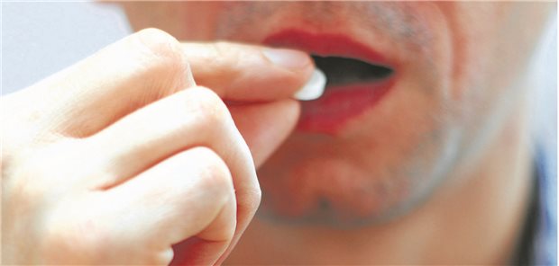 Steroide sind weiterhin Risikofaktor Nr.1 Bereits die Einnahme von Steroiddosen bis zu 5 mg täglich über einen längeren Zeitraum sind Studien zufolge bei älteren Patienten mit einem erhöhten Infektionsrisiko assoziiert.