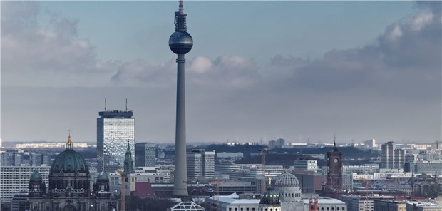 Boomtown Berlin sucht nach Ärzten Berlin ist in den vergangenen Jahren stetig gewachsen. Im Schnitt kamen pro Jahr etwa 30.000 Einwohner hinzu.