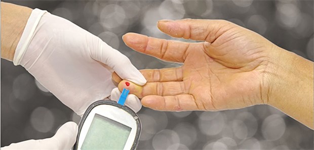 Immer mehr Patienten nehmen an DMP mit Erfolg teil Besonders erfolgreich scheint es zu sein, mit Diabetikern persönliche HbA1c-Werte zu vereinbaren.