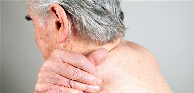 Besonders im Alter ein treuer Begleiter: Chronische Schmerzen.