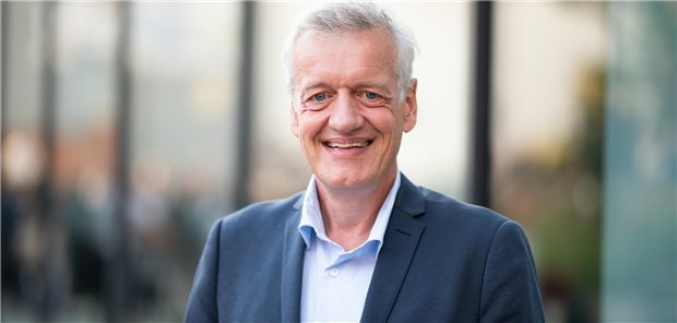 Betonte in der Anhörung im Gesundheitsausschuss die Bedeutung einer standardisierten und digital unterstützen Ersteinschätzung: Professor Ferdinand M. Gerlach.