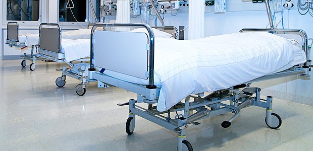 Gröhe will Kliniken gesund schrumpfen Bettenleerstand in Kliniken: Der Gesundheitsminister will die Zahl der Betten reduzieren.