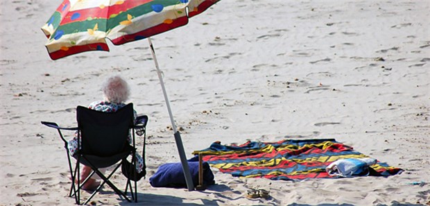 Impf-Tipps für reiselustige Senioren Bevor es in den Urlaub geht, sollten ältere Menschen sich über nötige Impfungen beraten lassen.