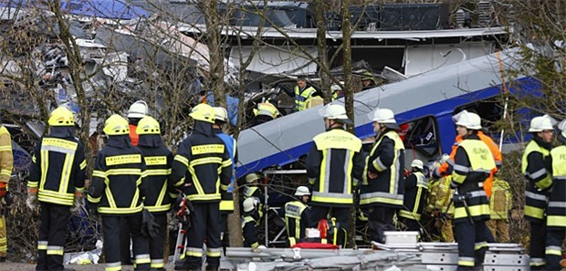 Fahrdienstleiter zu Gefängnisstrafe verurteilt. Fahrdienstleiter zu Gefängnisstrafe verurteilt.
