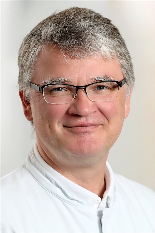 SARS-CoV-2 – Wie können wir uns jetzt auf die nächste Welle vorbereiten? SARS-CoV-2 – Wie können wir uns jetzt auf die nächste Welle vorbereiten?