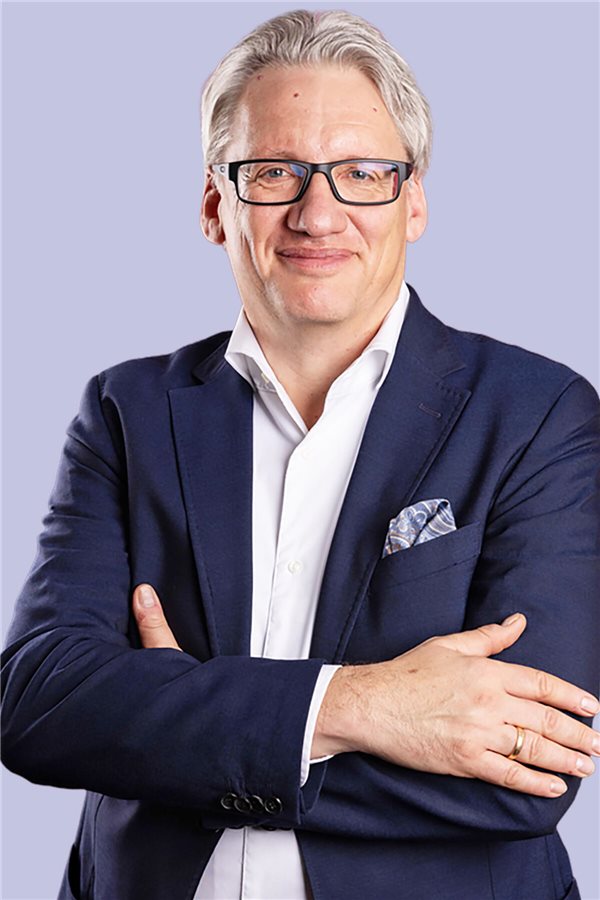 Im Ruhestand beruflich weiter aktiv? Dann gibt sich der Fiskus jetzt großzügig Frank Oliver Gerlach, Wirtschaftsprüfer und Steuerberater, Autor des Beitrags