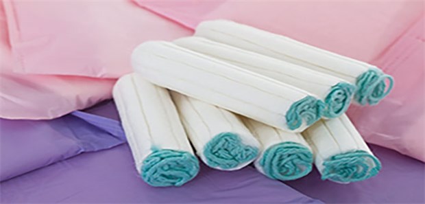 Menstruierende Frauen verboten Binden und Hygieneartikel: In Europa eine Selbstverständlichkeit, in Indien kulturell tabuisiert.