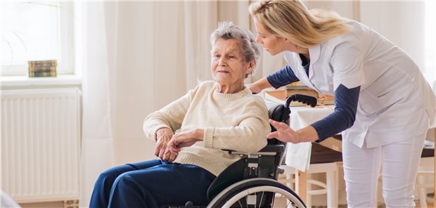 So hoch sind die Zuzahlungen für Pflegeheim-Bewohner Binnen vier Jahren ist der monatlich fällige Eigenanteil für Pflegeheim-Bewohner um 400 Euro gestiegen, wie vdek-Zahlen belegen.