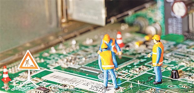 Großbaustelle IT Bis Ende 2017 sollten die ersten Schwachstellen in den IT-Strukturen der Unikliniken nicht nur ausgebessert, sondern behoben sein, so der Plan des Verbands der Universitätskliniken.