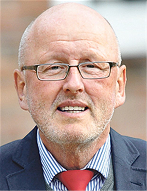 Dithmarschen stellt Koordinator ein Bisher Verwaltungschef, nun Koordinator: Hans Stender.