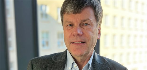 Bislang lässt sich kaum nachweisen, dass von investorengetriebenen MVZ eine Gefahr für die ambulante Versorgung ausgeht: Der ehemalige Vorsitzende Richter beim BSG, Professor Ulrich Wenner.