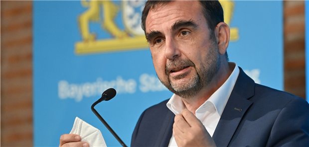 Bittet niedergelassene Anästhesisten um Mithilfe in Krankenhäusern: der bayerische Gesundheitsminister Klaus Holetschek (CSU).