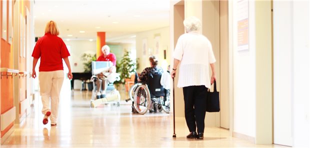 AOK fordert verlässlichen Bundeszuschuss zur Pflege Bleibt gute Pflege im Alter finanzierbar? Die steigenden Eigenanteile werden zunehmend zur Belastungsprobe für Pflegebedürftige.