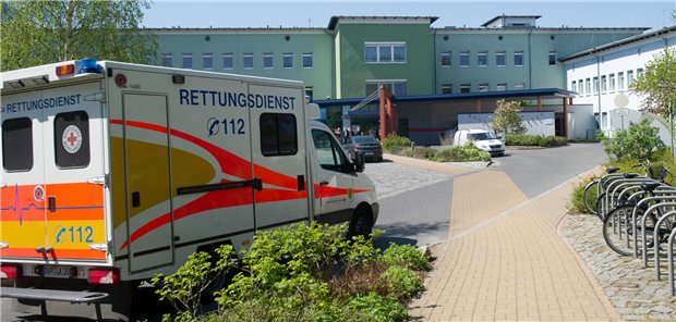 Pädiatrie in Wolgast künftig nur noch ambulant Blick auf das Kreiskrankenhaus Wolgast. Mecklenburg-Vorpommern setzt die Projektförderung für die Kinderportalpraxisklinik (KPPK) an dem Krankenhaus nicht fort.