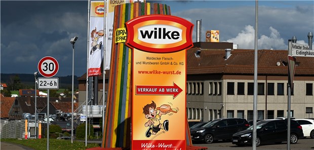 Ministerium weiß seit Wochen von Listerien-Verdacht Blick auf die Produktionsgebäude des Fleischherstellers Wilke Wurstwaren. Nach zwei Todesfällen durch Keime in Wurstwaren muss der Hersteller die Produktion stoppen.