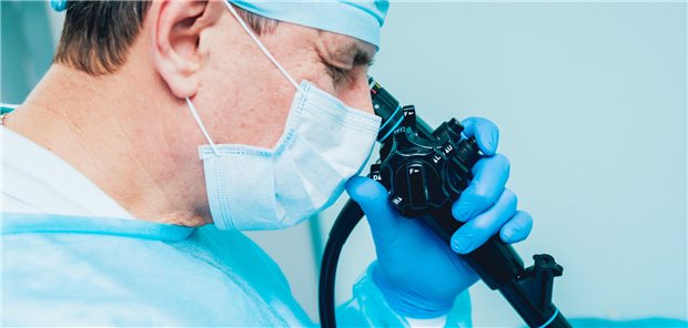 Blick durch ein Endoskop bei einer Gastroskopie