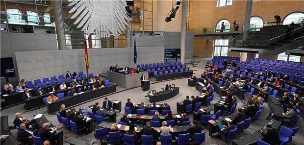 Blick in den Deutschen Bundestag: Als größte Oppositionsfraktion versäumt es die Union zu oft, mit gesundheitspolitischen Alternativen zu punkten.