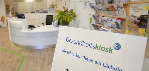 Gesundheitskiosk in Hamburg: Ab 2023 nur noch rudimentärer Betrieb Blick in den Gesundheitskiosk im Hamburger Stadtteil Billstedt: Ohne das Geld der Ersatzkassen müssen die Öffnungszeiten verkürzt werden. (Archivbild)