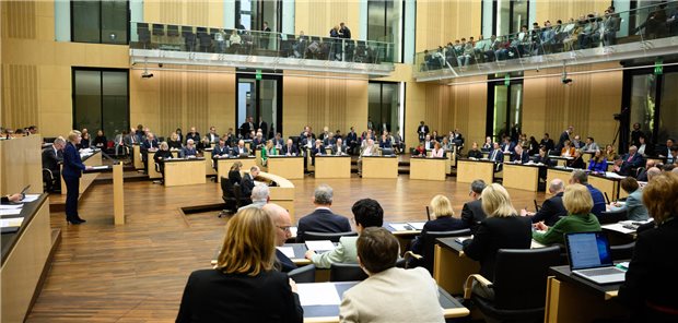 Bundesrat macht Haken an Lauterbachs Digitalgesetze Blick in die Länderkammer.