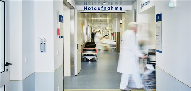 Blick in eine Notaufnahme: Die Notfallreform stößt auf Kritik bei den Notfallmedizinern im Krankenhaus.