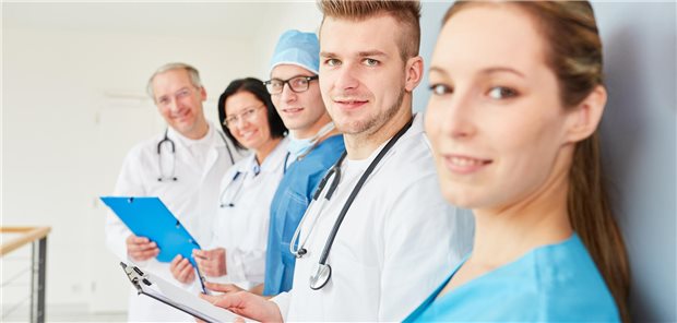 Blick nach vorn: Junge Ärztinnen und Ärzte haben andere Vorstellungen von ihrem Berufsleben.