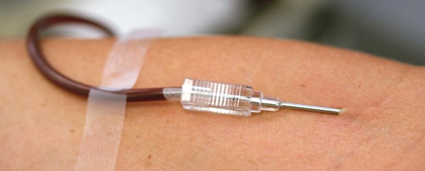 Arzt unter Verdacht: Blutdoping im großen Stil? Blut zum Doping? In Thüringen ermittelt die Staatsanwaltschaft.