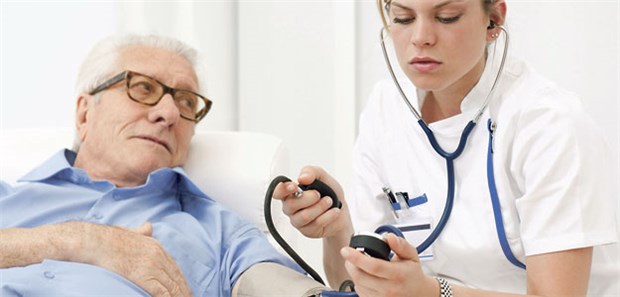 Druckmanschetten-Therapie kann Niere schützen Blutdruckmanschetten-Therapie: Durch Ischämie und Reperfusion sollen Mediatoren ausgeschüttet werden, die Schutzmechanismen in Organen aktivieren, so die Hypothese.